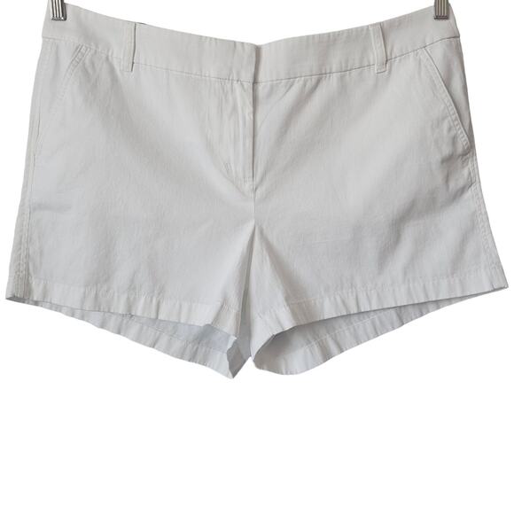j crew Pants - J.Crew 3.5"  Classic Chino Shorts White Size 16